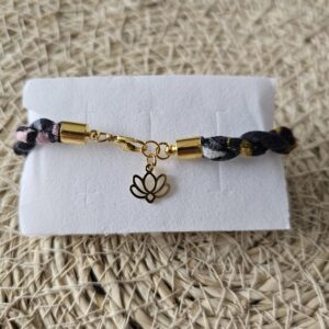 Bracelet torsadé en tissu recyclé